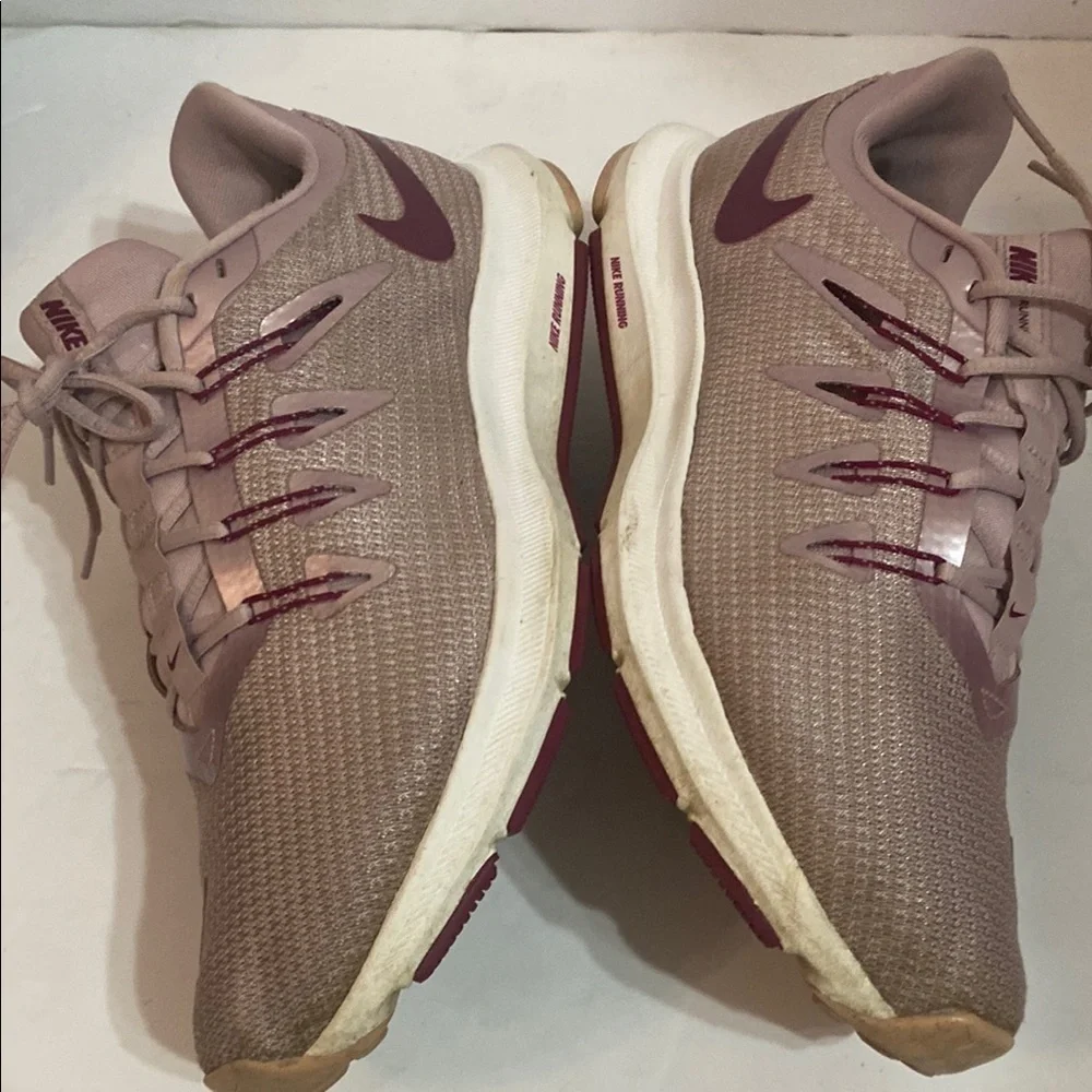 Womens Nike Quest Plum Chalk/True Berry BV6139 500 Size 9.5